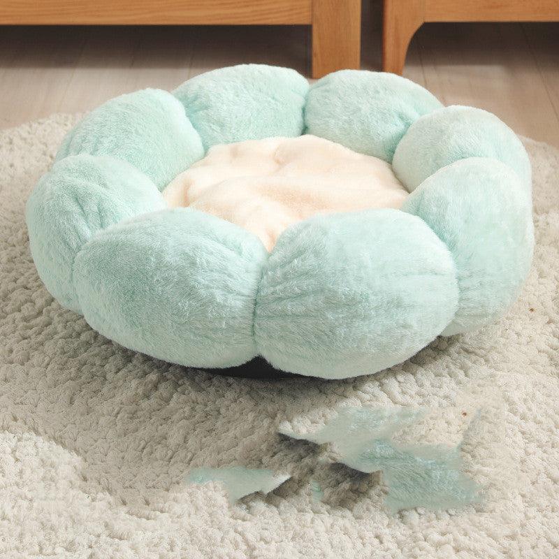Floral Haven Pet Bed - Luxurious Flower-Shaped Blanket For Dogs And Cats