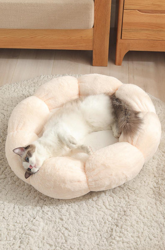 Floral Haven Pet Bed - Luxurious Flower-Shaped Blanket For Dogs And Cats